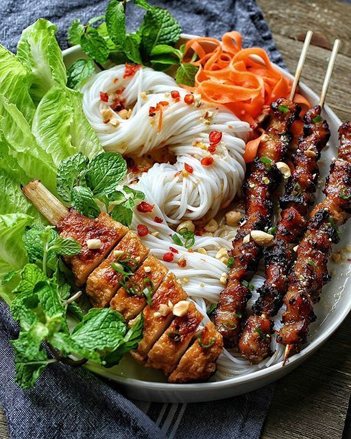 Grilled Shrimp Vermicelli (Bún Tôm Nướng)
