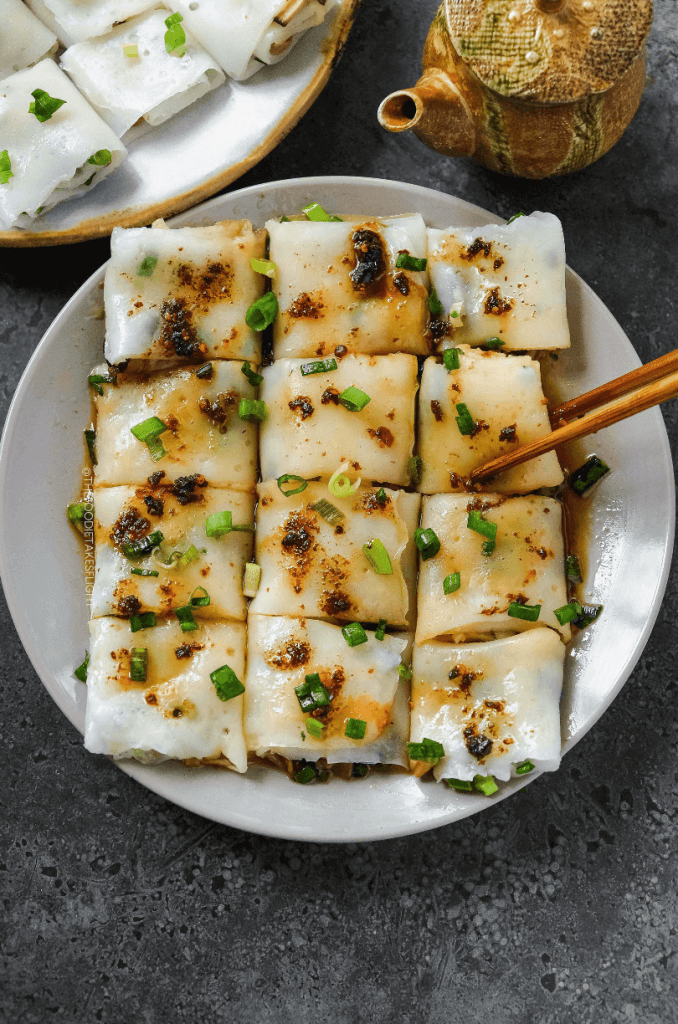 Steamed Rice Roll with Mushroom