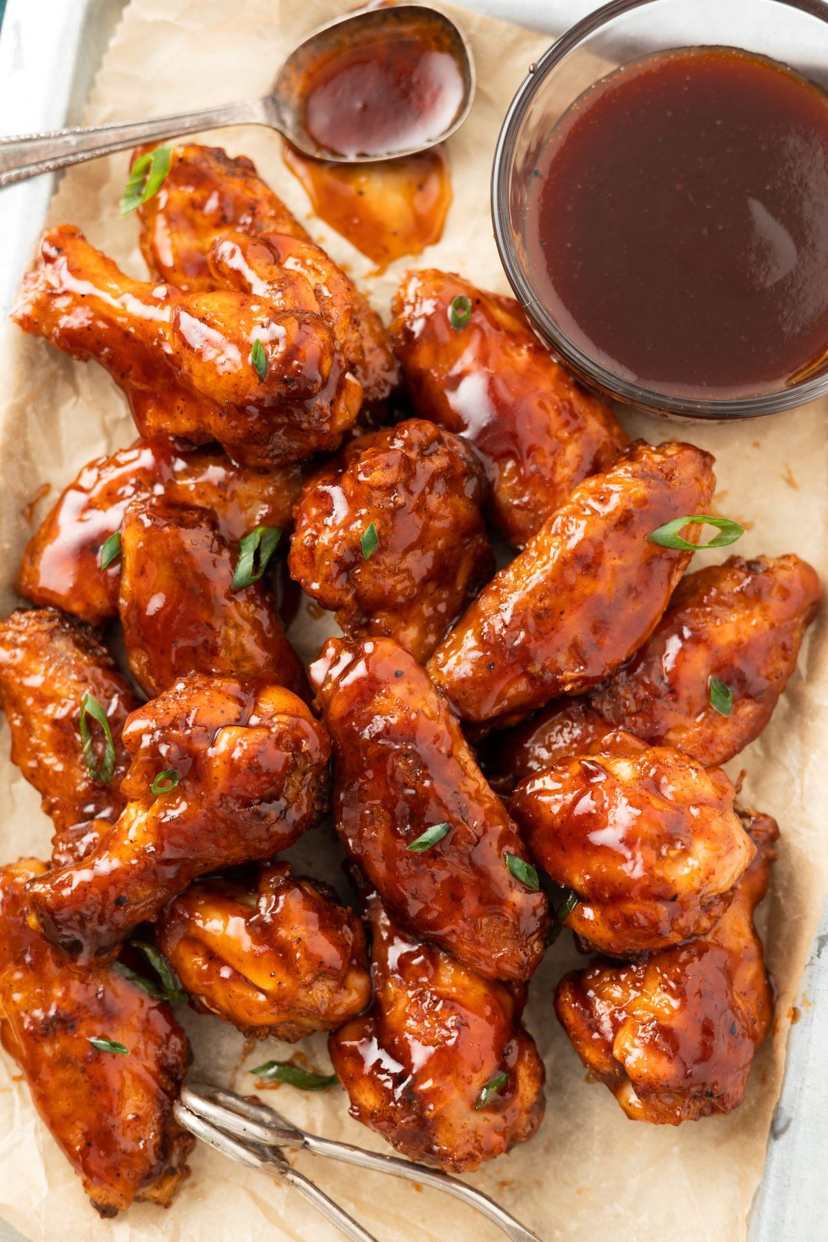 Bone-In Wings (6pc)