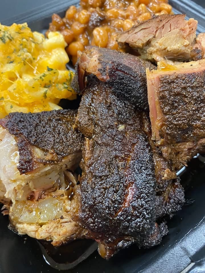 Pulled Pork Plate (1/2 lb)
