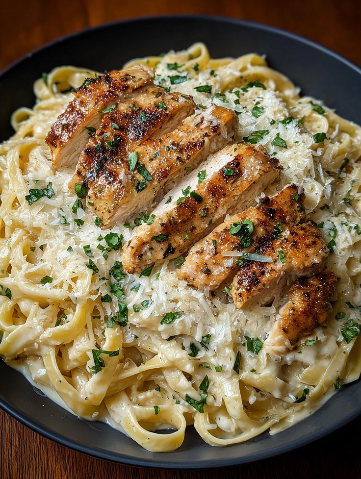 Fettuccine Alfredo